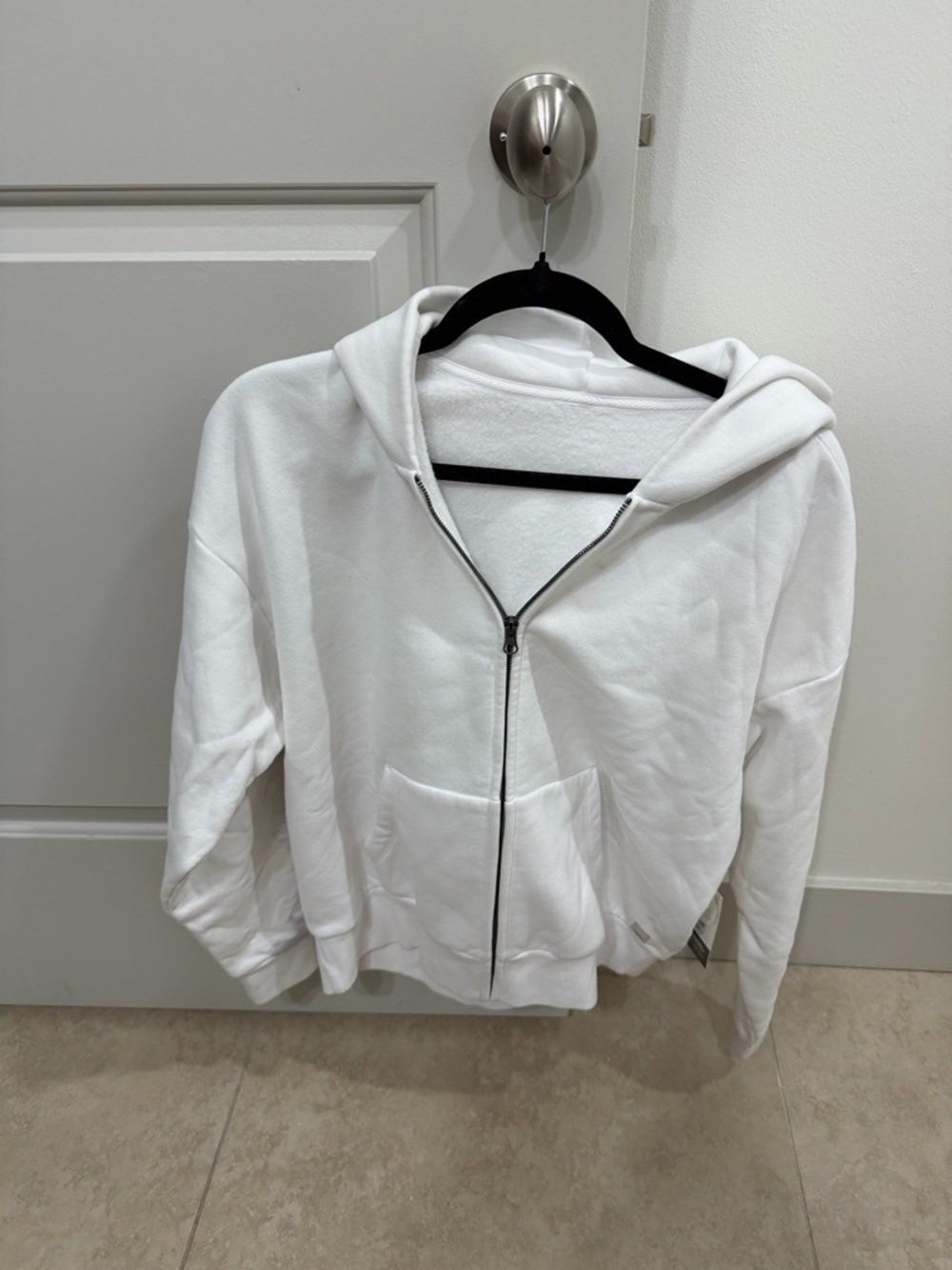 Vuori Small White Restore Full Zip Hoodie. 🥥⚡️